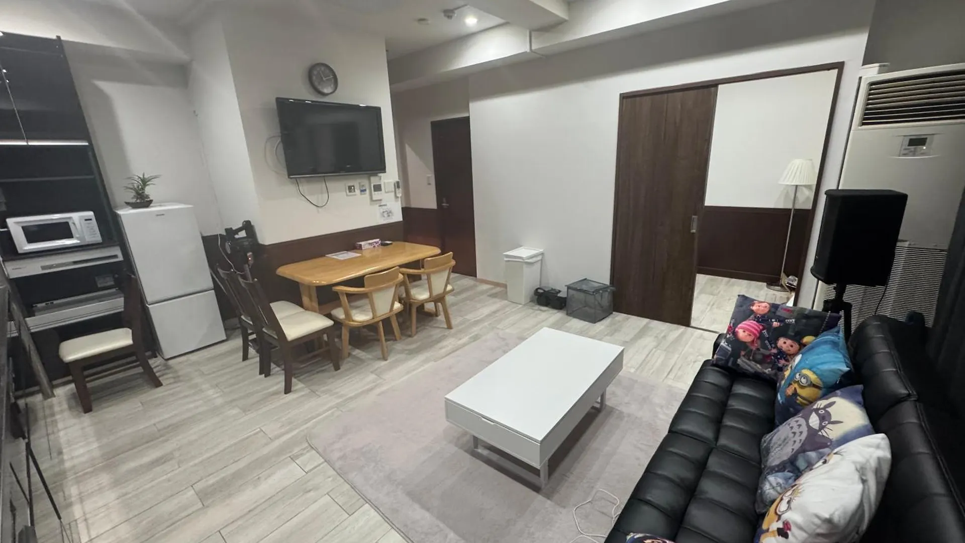 逸の家 Apartamento Osaca 0*,